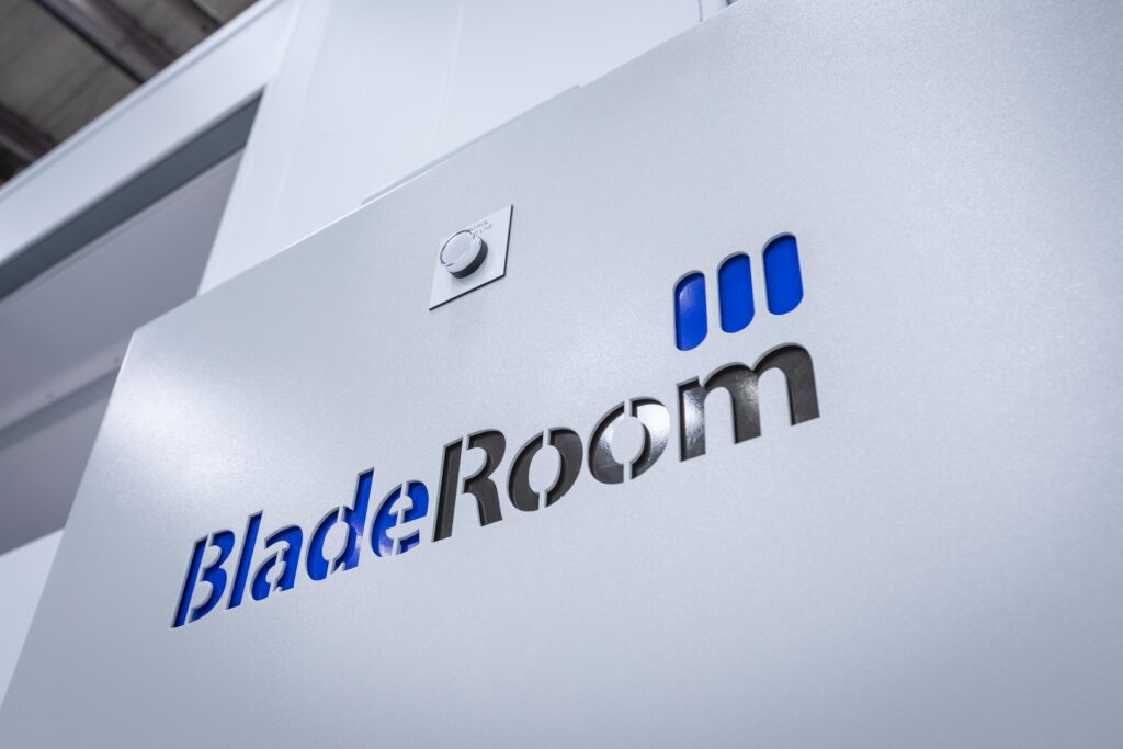 BladeRoom Data Centers Liquid Cooling Outstation Image